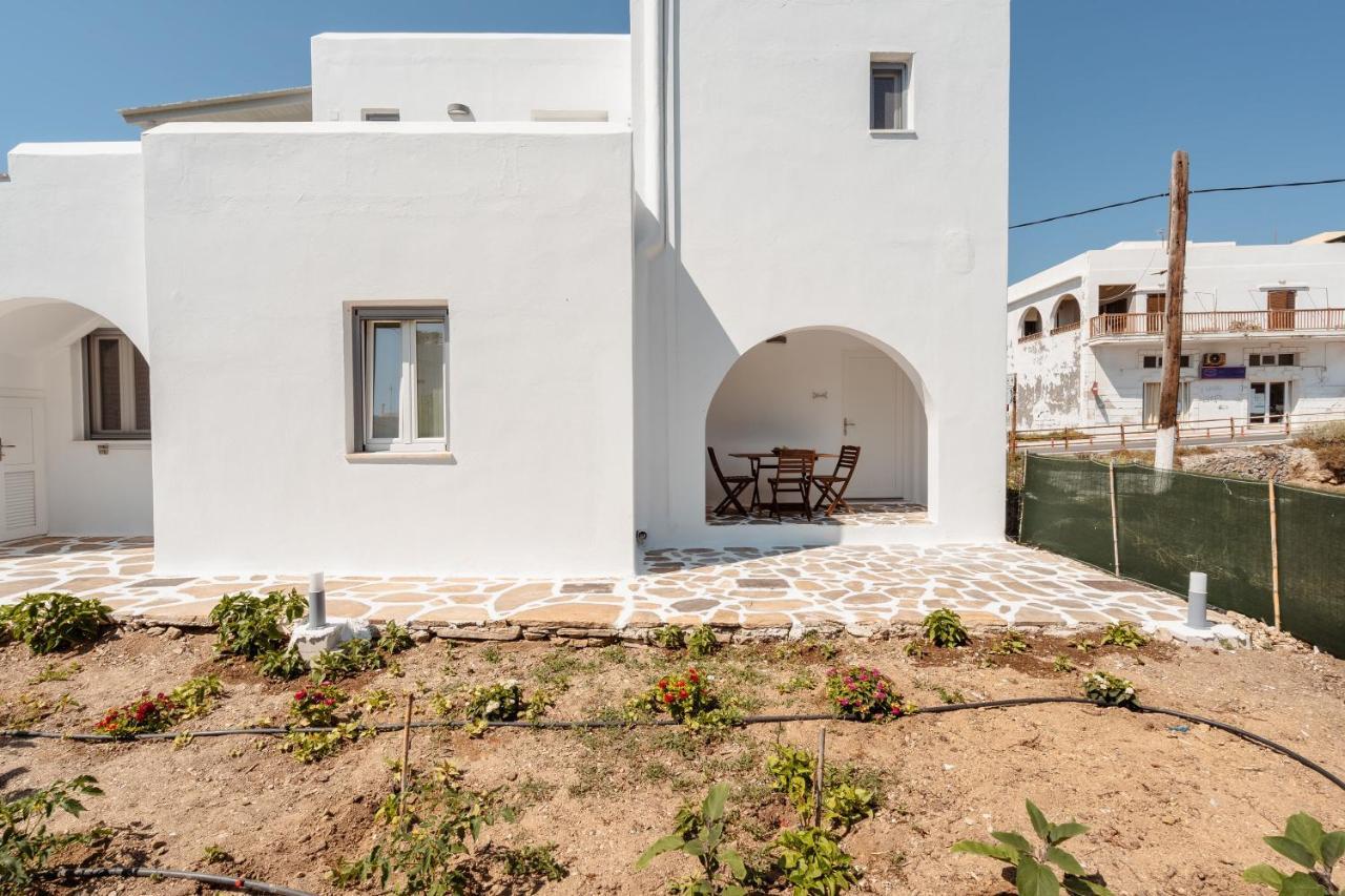 Celestial Seaview Apartments- Apollon Naxos City Eksteriør bilde
